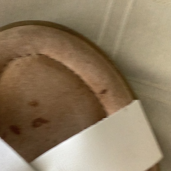 Naturalizer White Leather Adjustable Sandal with Wide Straps for Comfort - Picture 11 of 11